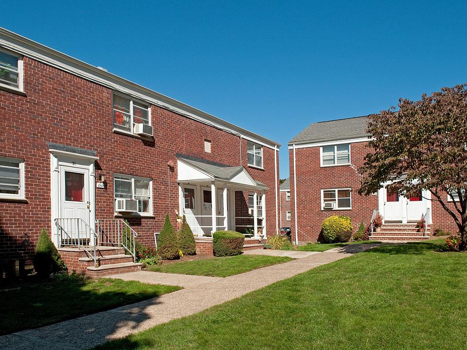 1st image of 279 Maple Hill Dr #33