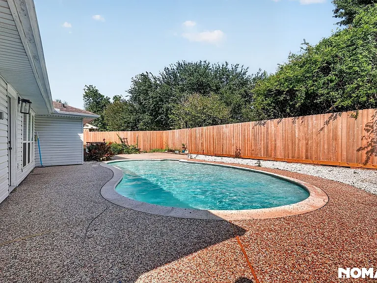 2323 Tall Ships Dr — Photo 38