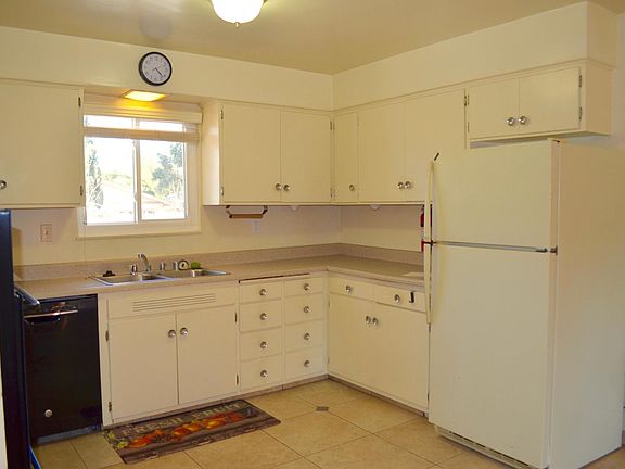2nd image of 146 Cerro Romauldo Ave