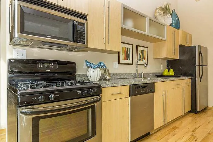 60 E Spring St #202 — Photo 13