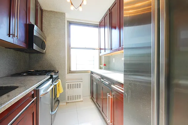 Rented by Corcoran | media 9