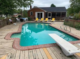 6118 Drum Point Rd, Deale, MD 20751