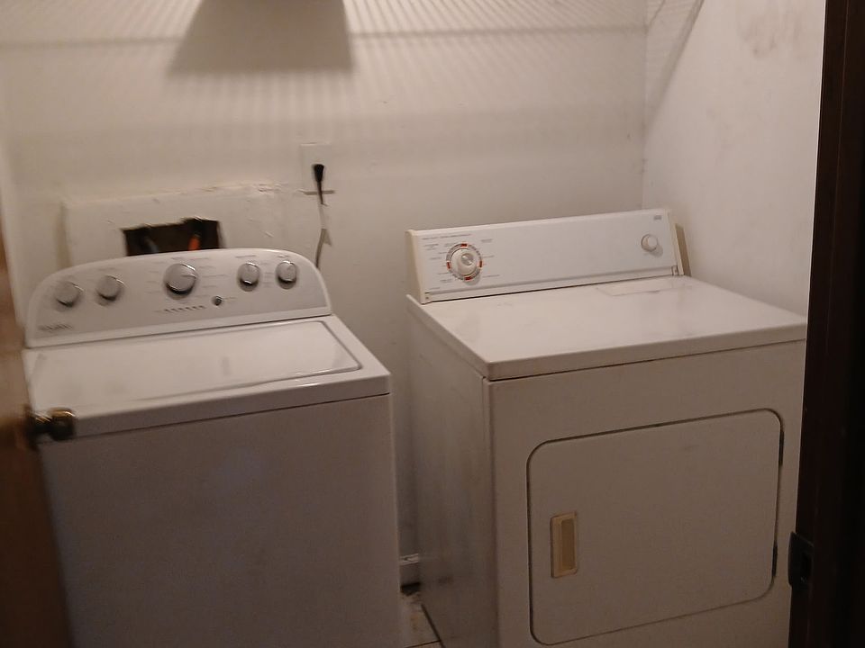 1st image of 5836 Glenn Hollow Ln