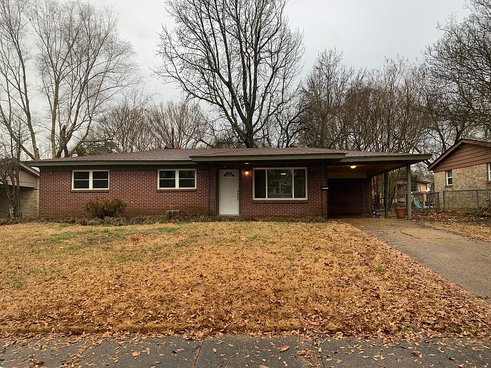 1st image of 221 Poplar St