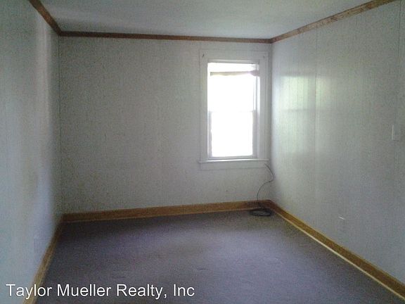 5th image of 1112 W Colonial Ave #B