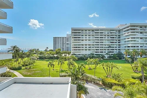 177 Ocean Lane Dr #413 Photo 1