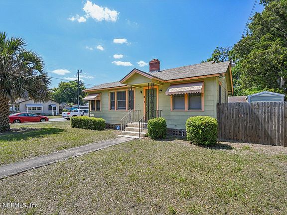 3rd image of 395 DURAY Court