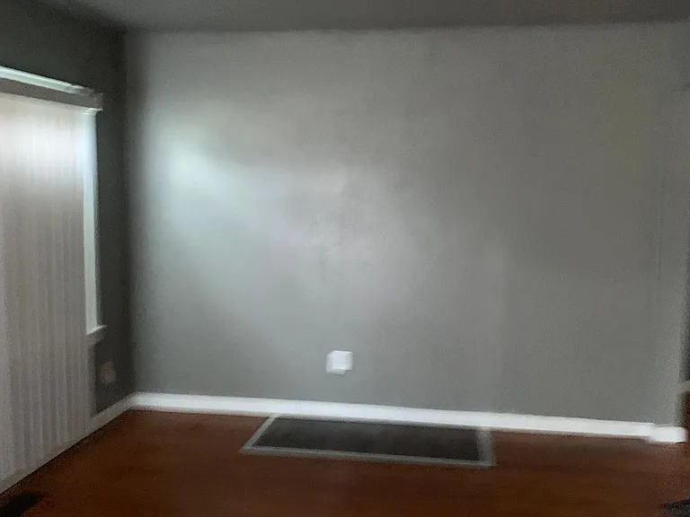245 E Young Pl — Photo 33