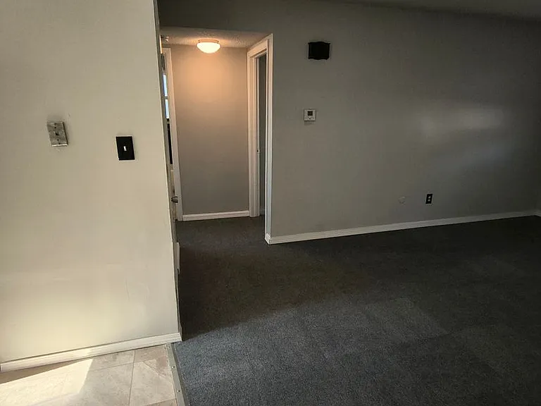 8201 Spring Valley Rd — Photo 25