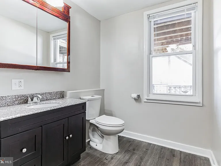 312 Pine St #2 — Photo 12