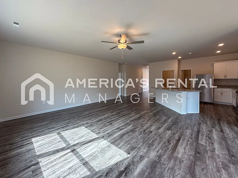 4541 Morgan Dr — Photo 11