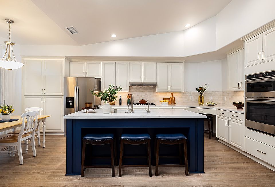 2nd image of 7948 Winchester Cir
