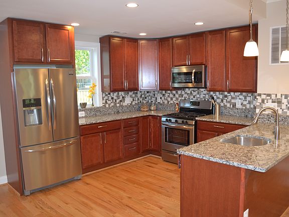 2nd image of 830 Missouri Ave NW