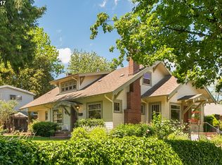 7533 SE Taylor St, Portland, OR 97215