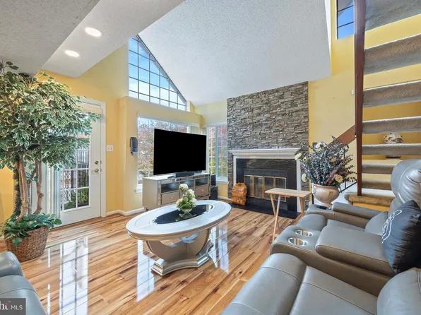 14106 William St #19-B, Laurel, MD 20707