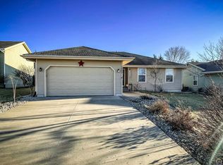 7005 SW 19th Ln, Topeka, KS 66615