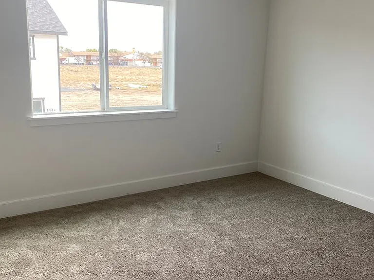 2737 W Marina Dr — Photo 9