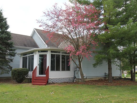 3rd image of 7496 Gardengate Pl