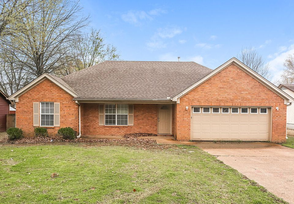 1st image of 3785 Woodland Dr