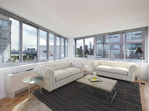 5th image of 4705 Center Blvd APT 1905
