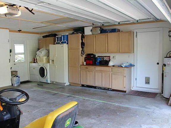 5th image of 13031 Sunshine Cir