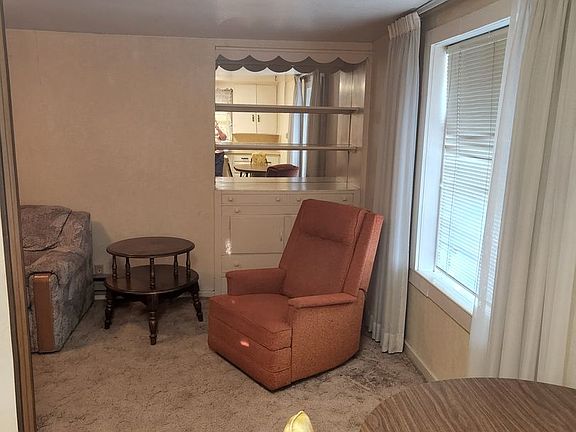 4th image of 491 E 16th St #4