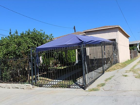 3rd image of 2343 Moss Ave