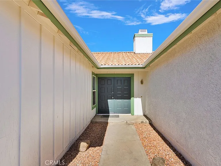 12980 Sundown Rd — Photo 5
