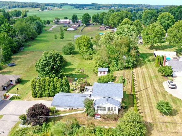 5161 State Route 516 NW, Dover, OH 44622