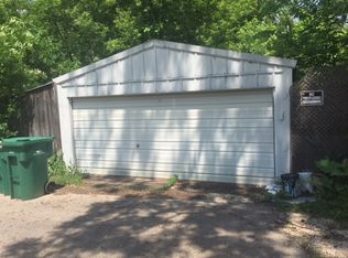 21889 W 6th St, Lake Villa, IL 60046