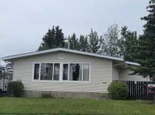10850 S 98th Ave, Grande Cache, AB T0E 0Y0