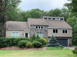 105 Fairhaven Dr, Middlebury, CT 06762