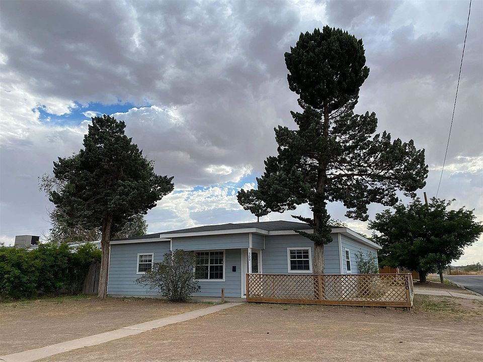 1st image of 300 S Sequoia Ave
