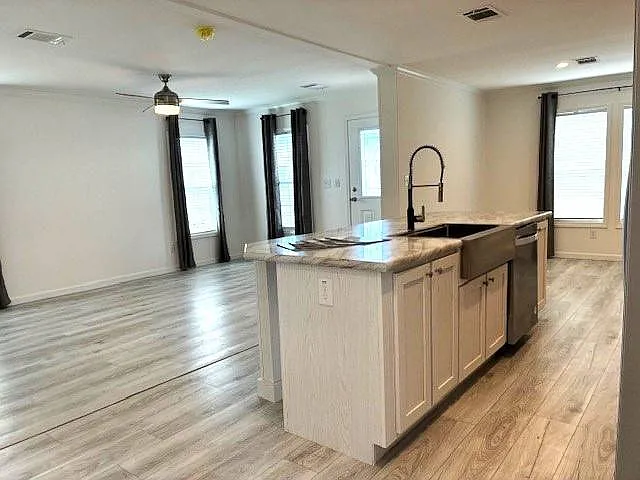 903 S Katie Ave — Photo 6