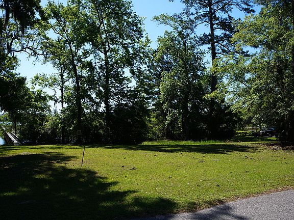 3rd image of 1131 Otter Cir