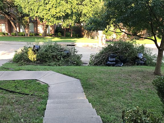 3rd image of 1031 Millington Dr