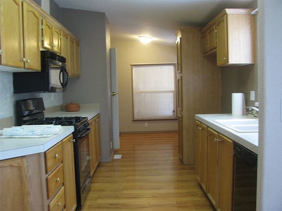 4th image of 82 Gansner Creek Ct