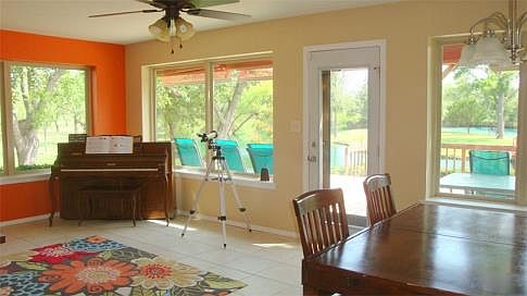 Dining Room/ Sun Room
