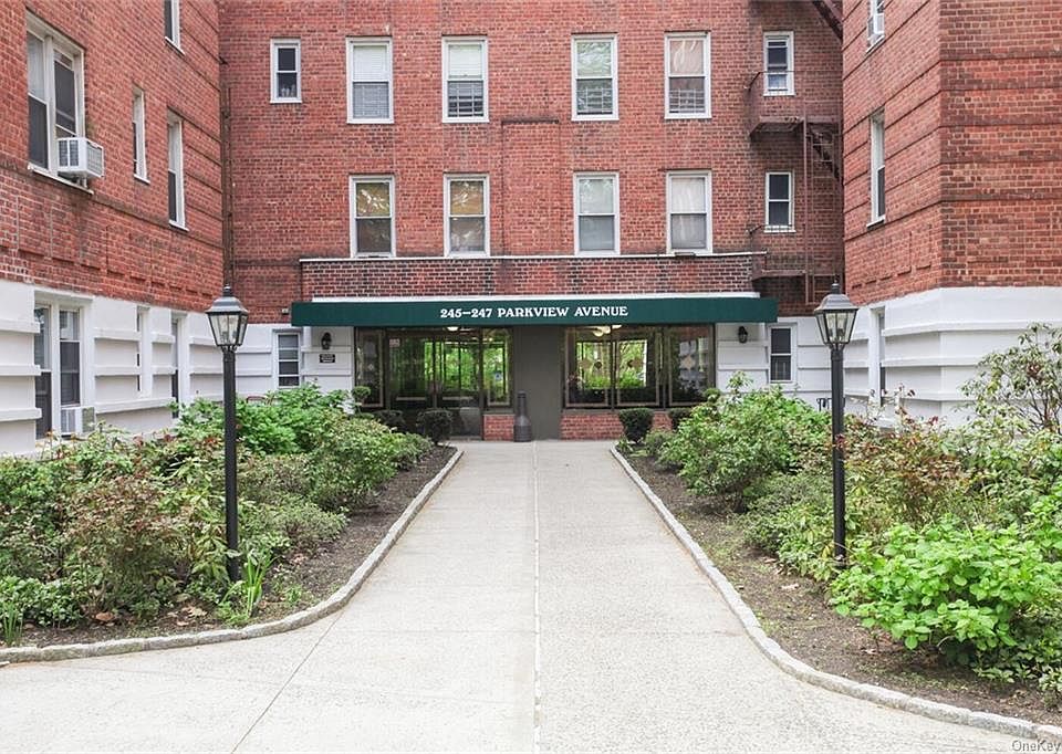 1st image of 247 Parkview Ave APT 5S