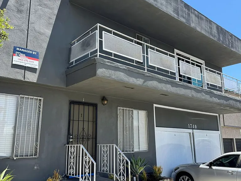 1740 Freeman Ave. — Photo 17