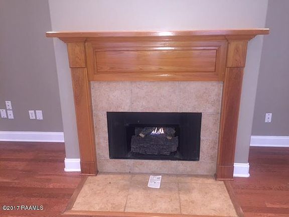 3rd image of 102 Coconut Grove Cir