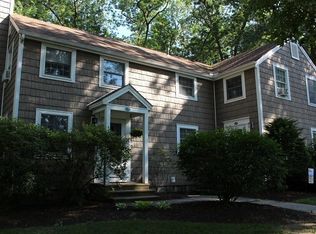 94 Laurel St #A, Greenfield, MA 01301