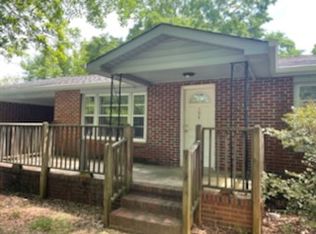 104 Jackson Rd, Simpsonville, SC 29680