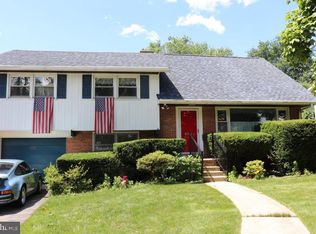 518 Snyder Rd, Reading, PA 19609