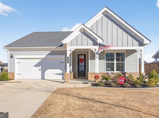 136 Applewood Way, Homer, GA