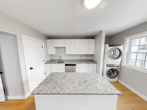 192 Paris St #1 Photo 1