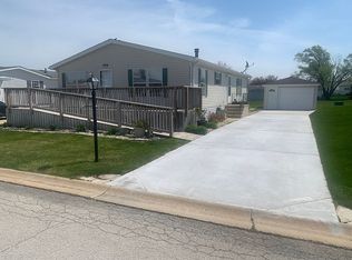 22721 S Olympia Dr, Frankfort, IL 60423