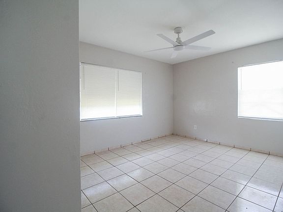3rd image of 15 N Oxalis Dr