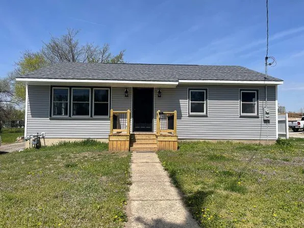 39 3rd St, Chillicothe, MO 64601