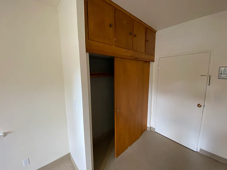 1050 Hancock St #28 — Photo 7